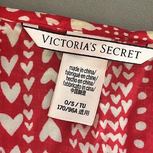 Victoria’s Secret red and white heart kimono, one size - Picture 5 of 6